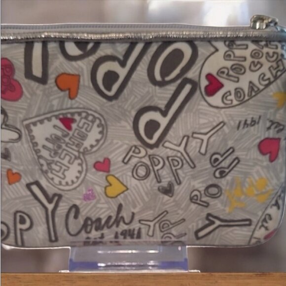 Coach Signature Poppy Graffiti Hearts Wristlet (w/Hang Tag)(EUC) - Picture 2 of 4